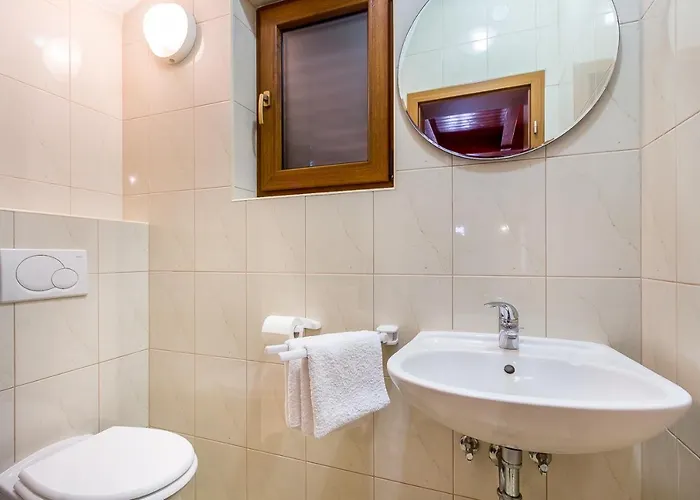 Pool & Sun Rici * Loborika